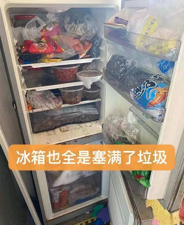 女租客退租后留半人高垃圾保洁清理9小时对不文明租客别惯着(图3)